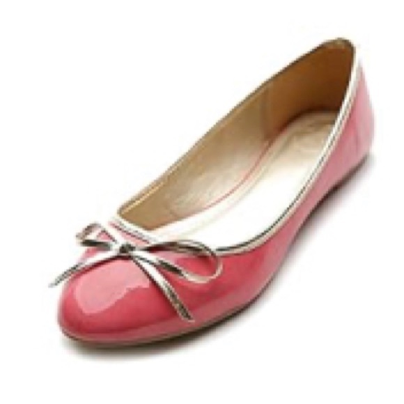 BALLERINA FLATS BARBIE HOT PINK PATENT GOLD TRIM BOW SHOES GOLD LINED SIZE 8 - Picture 3 of 4